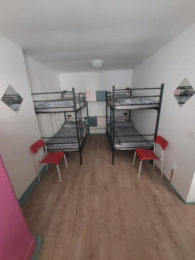 Hostel Schrott Bed&beer *
