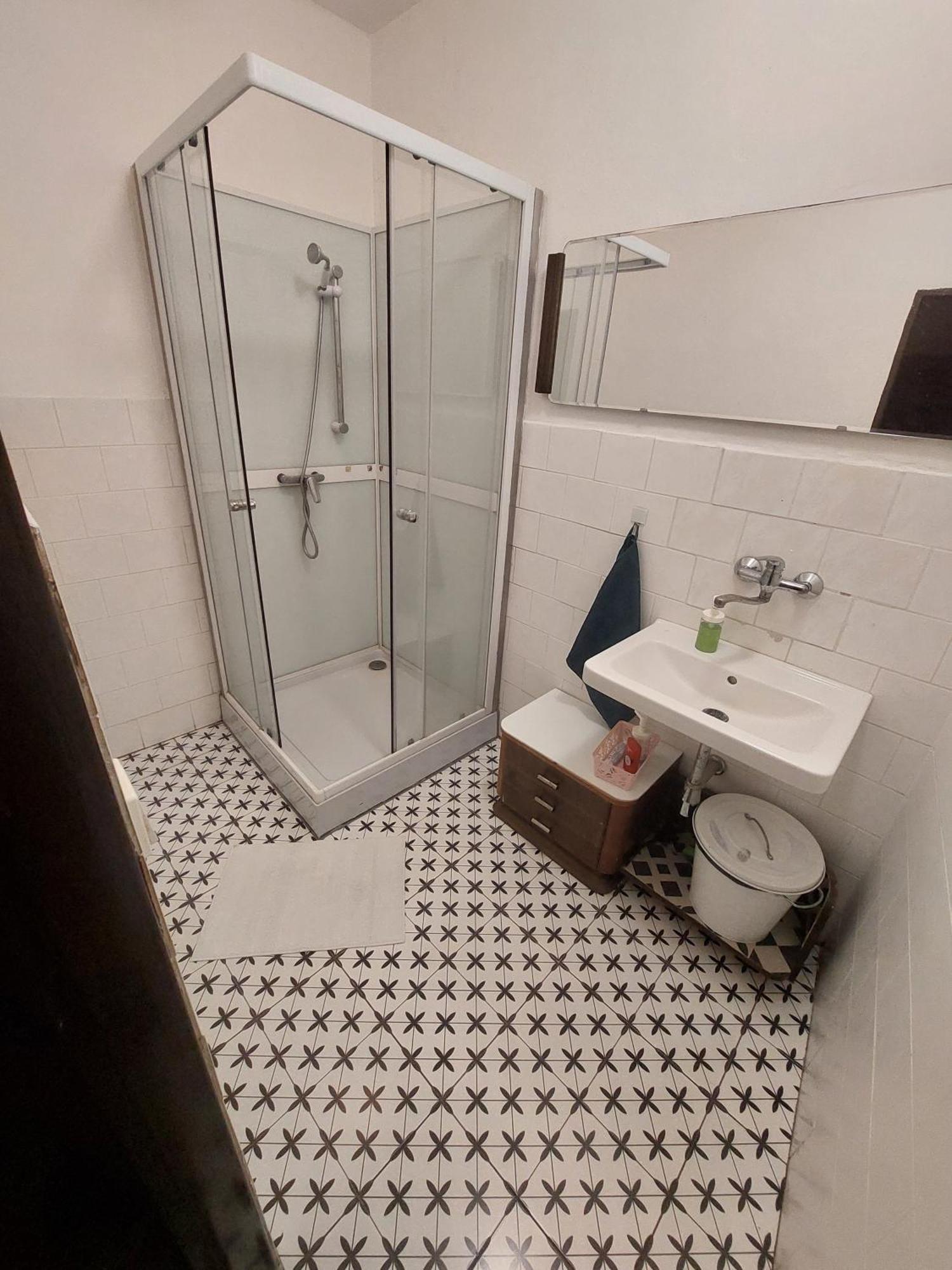 Schrott Bed&beer Hostel