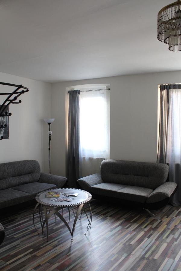 Schrott Bed&beer Hostel *